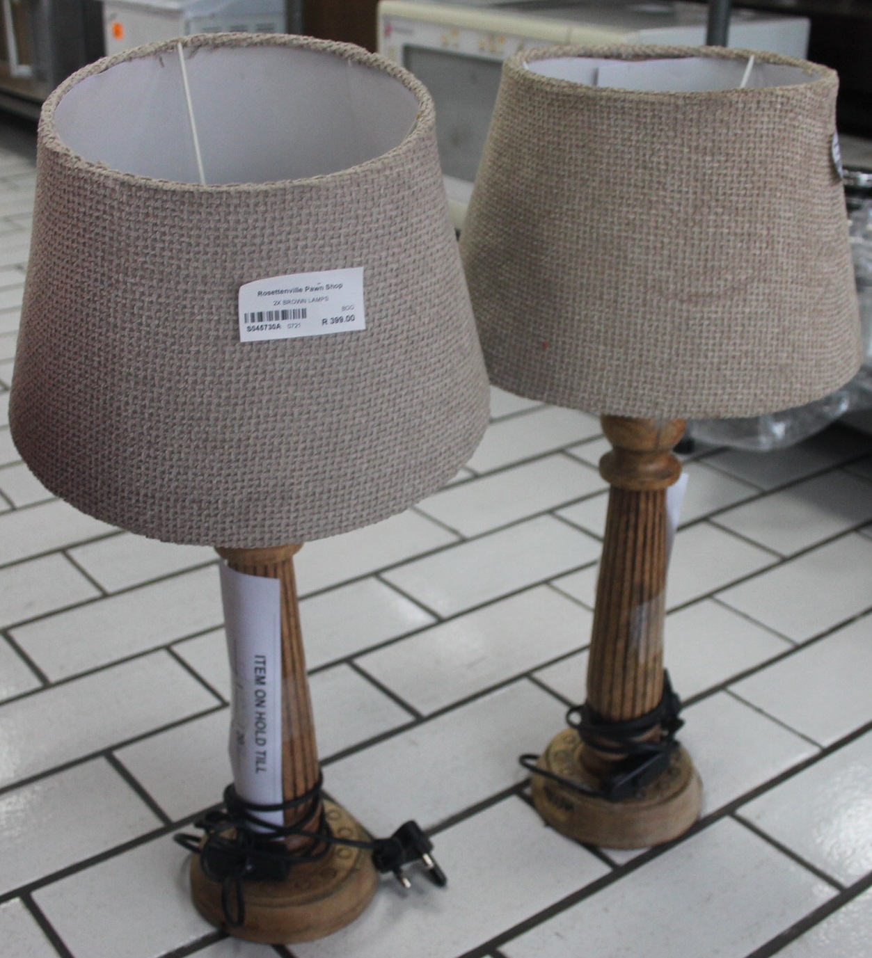 2X Brown lamps S045730A Junk Mail