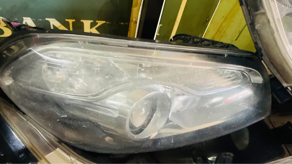 Nissan Qashqai headlights 2010 - Private Seller Nissan Qashqai headlights 2010 - Private Seller