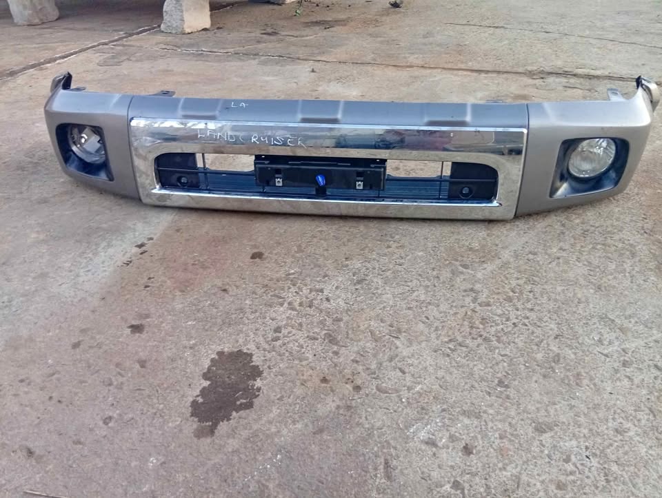 Toyota land cruiser  front bumper