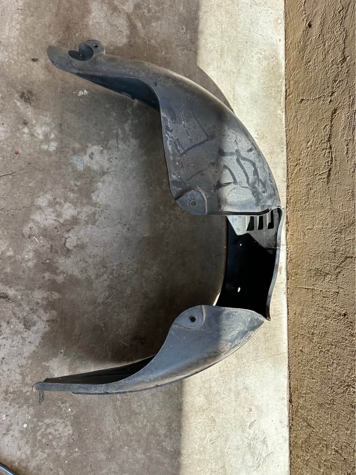 Kia Seltos Right fender liner 2022-2023 - Private Seller Kia Seltos Right fender liner 2022-2023 - Private Seller