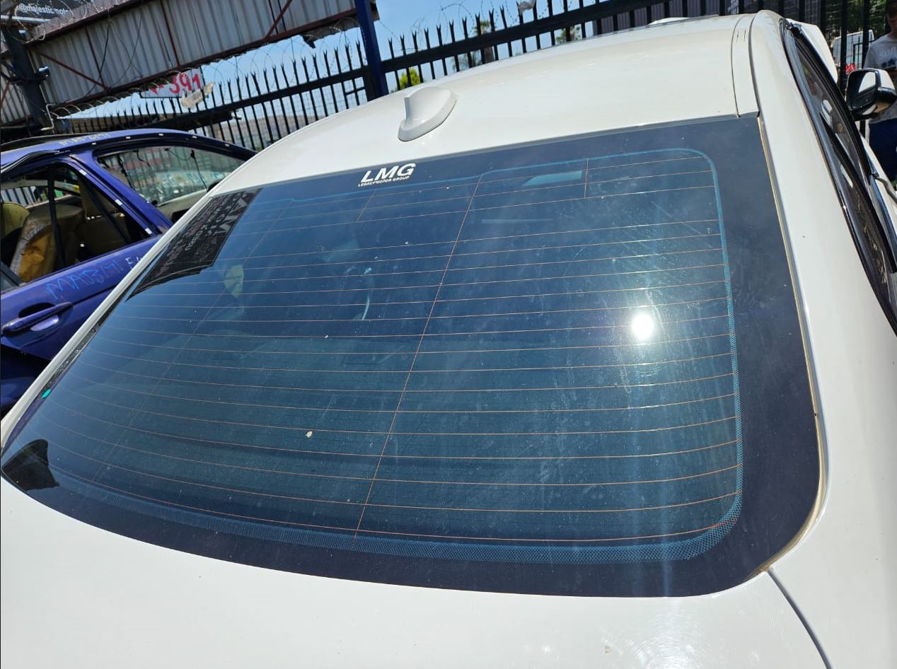 Bmw 320d 2017 rear windscreen for sale used