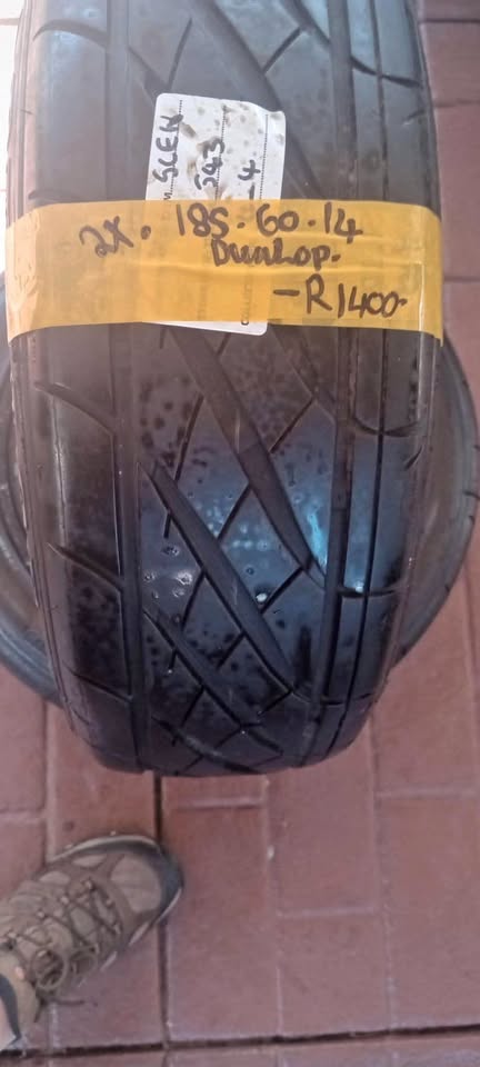 2x 185/60/15….Dunlop 90%