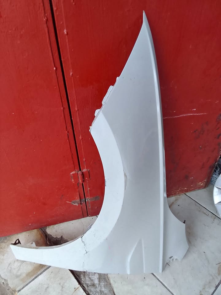 VW Polo 8 FENDER LEFT SIDE Used Auto Body Spare Parts at Sema Spare Center. - Private Seller VW Polo 8 FENDER LEFT SIDE Used Auto Body Spare Parts at Sema Spare Center. - Private Seller