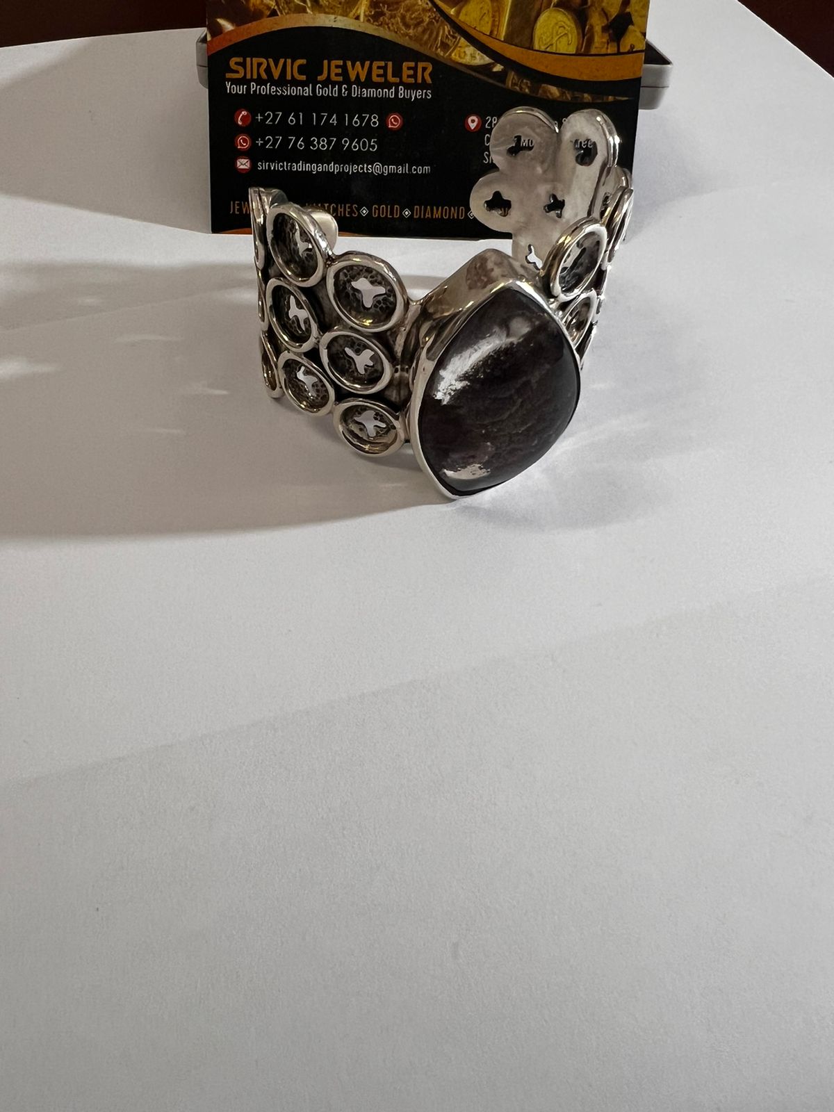 Vintage 925 Silver Ladies Hand Bangle