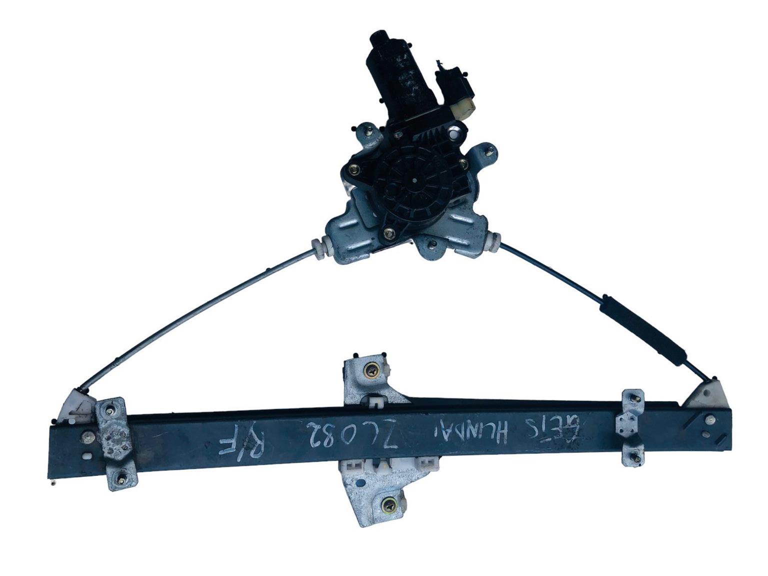 HYUNDAI GETZ RIGHT FRONT WINDOW MECHANISM (ZC082) - Private Seller