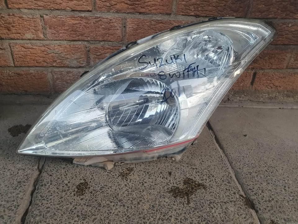 Suzuki swift headlight - Private Seller Suzuki swift headlight - Private Seller
