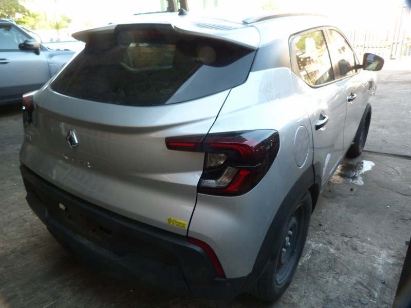 Renault Kiger Energy 1.0 Petrol Manual Silver - 2024 SPARESBOYZ STRIPPING FOR SP - Private Seller Renault Kiger Energy 1.0 Petrol Manual Silver - 2024 SPARESBOYZ STRIPPING FOR SP - Private Seller
