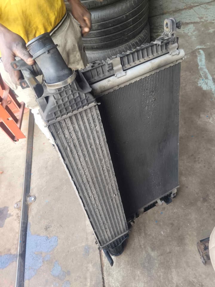 Audi A4 B9 2022 radiator set - Private Seller Audi A4 B9 2022 radiator set - Private Seller
