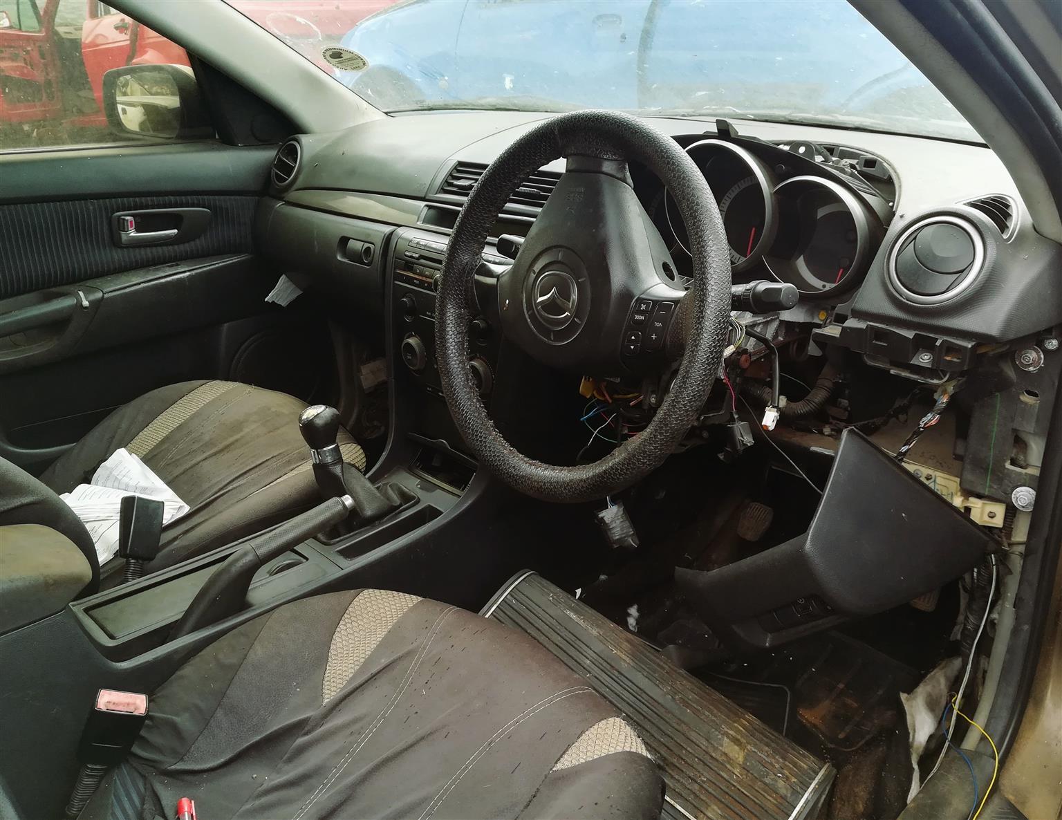 2005 Mazda 3 2.0 - Stripping for Spares