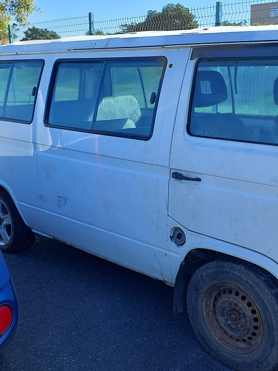 2.5i caravelle spares for sale Junk Mail