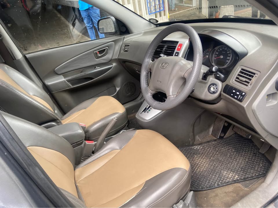 2009 Hyundai Tucson 2,0 V6 Automatic 150000km