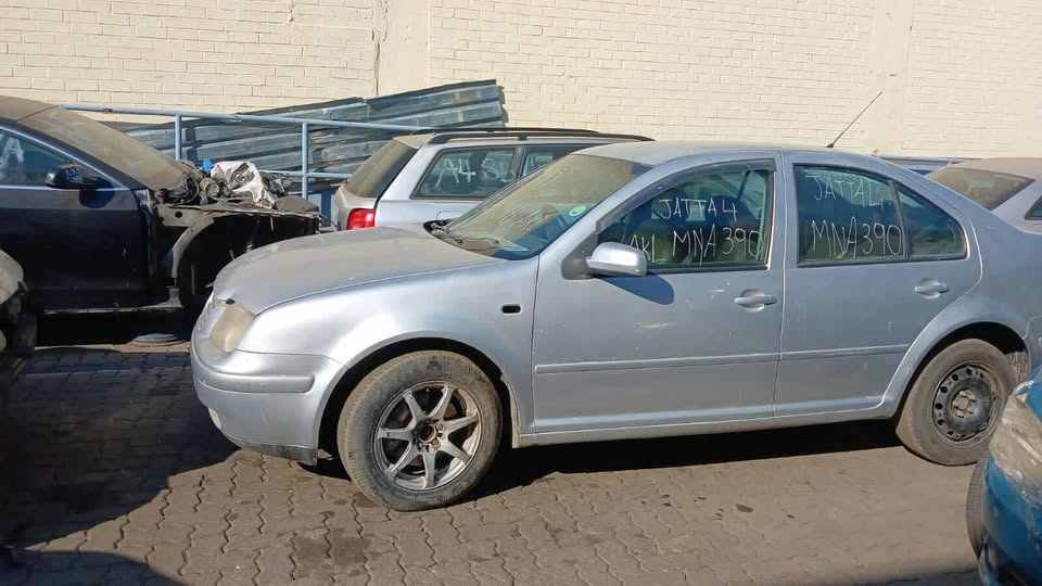 Vw jetta 4 1.6 AKL STRIPPING FOR SPARES - Private Seller Vw jetta 4 1.6 AKL STRIPPING FOR SPARES - Private Seller