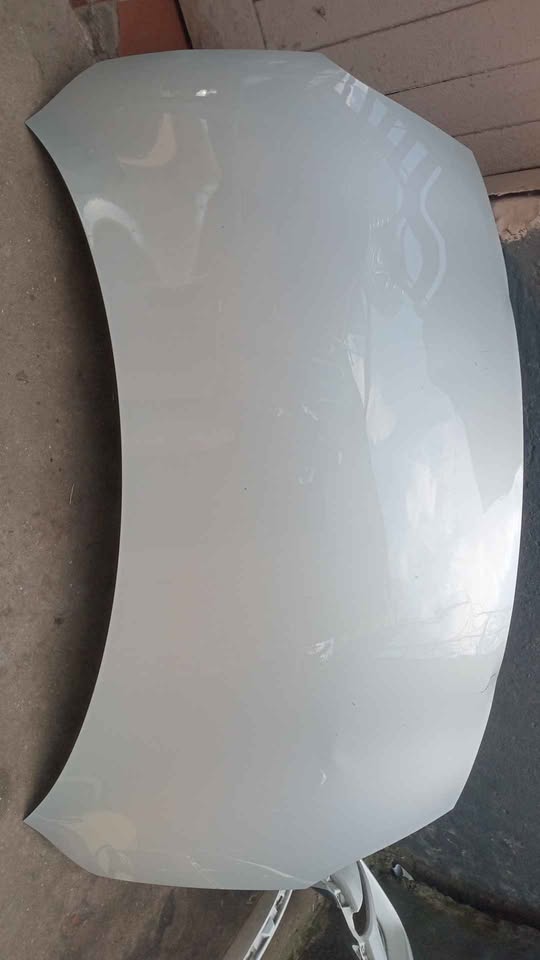 Suzuki swift bonnet - Private Seller Suzuki swift bonnet - Private Seller