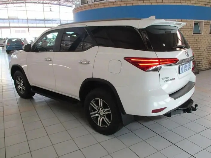 Used 2016 Toyota Fortuner 2.8GD-6 4x4 auto - Private Seller