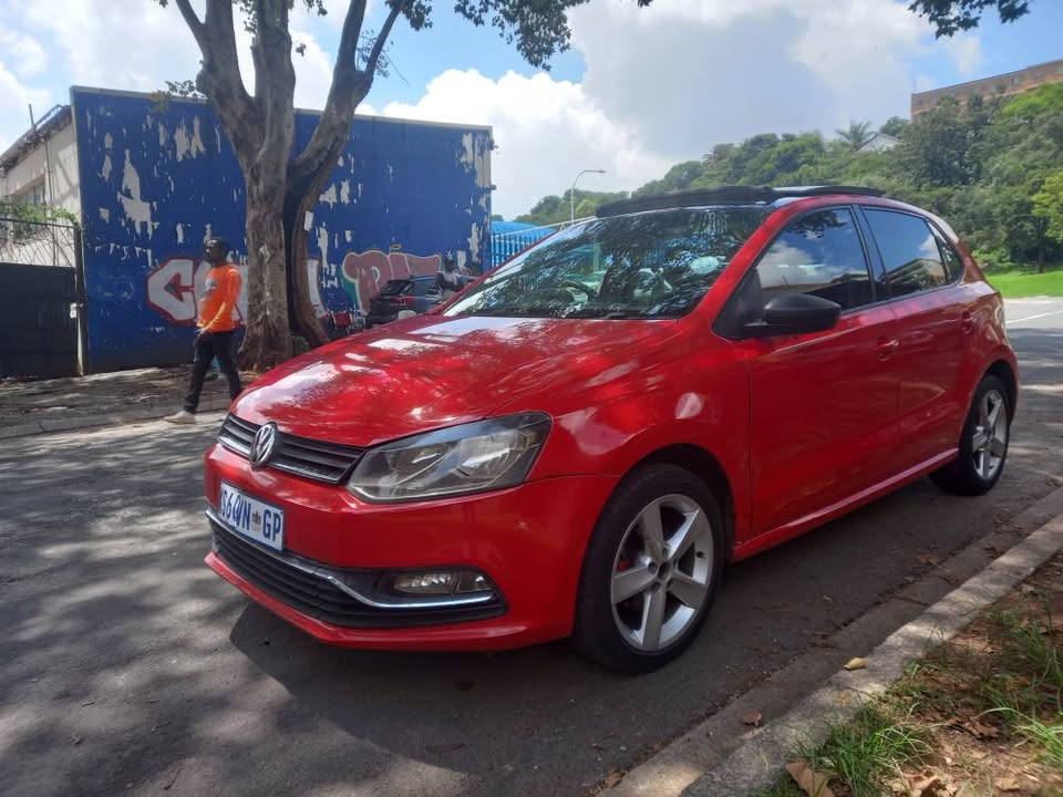 2015 VW Polo 6 Hatchback 1.4 Comfortline Petrol, Manual, Red, Sunroof