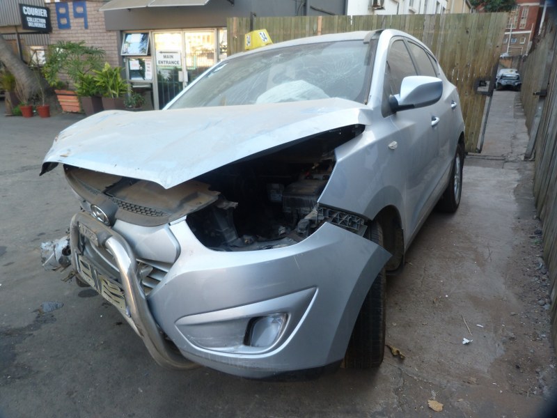 Hyundai iX35 2.0 GL Premium Manual Silver - 2011 STRIPPING FOR SPARES - Private Seller Hyundai iX35 2.0 GL Premium Manual Silver - 2011 STRIPPING FOR SPARES - Private Seller