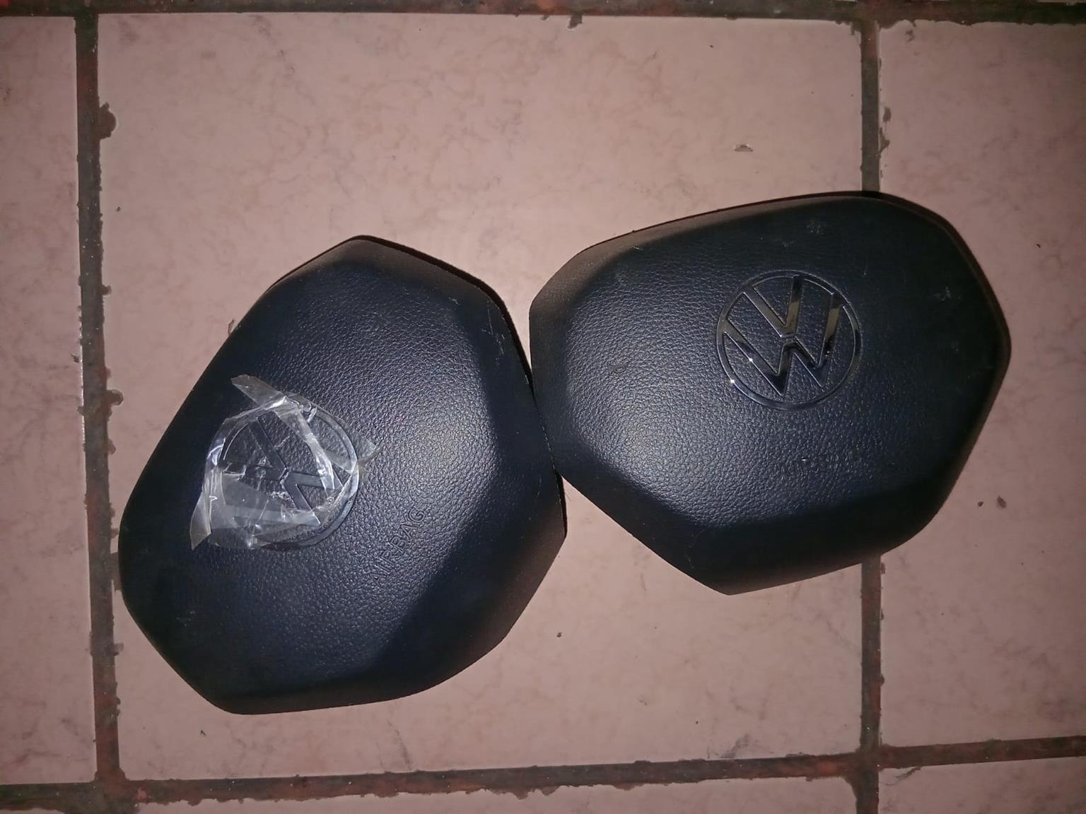 VW AMAROK LATEST SHAPE STEERING AIRBAGS FOR SALE - Private Seller VW AMAROK LATEST SHAPE STEERING AIRBAGS FOR SALE - Private Seller