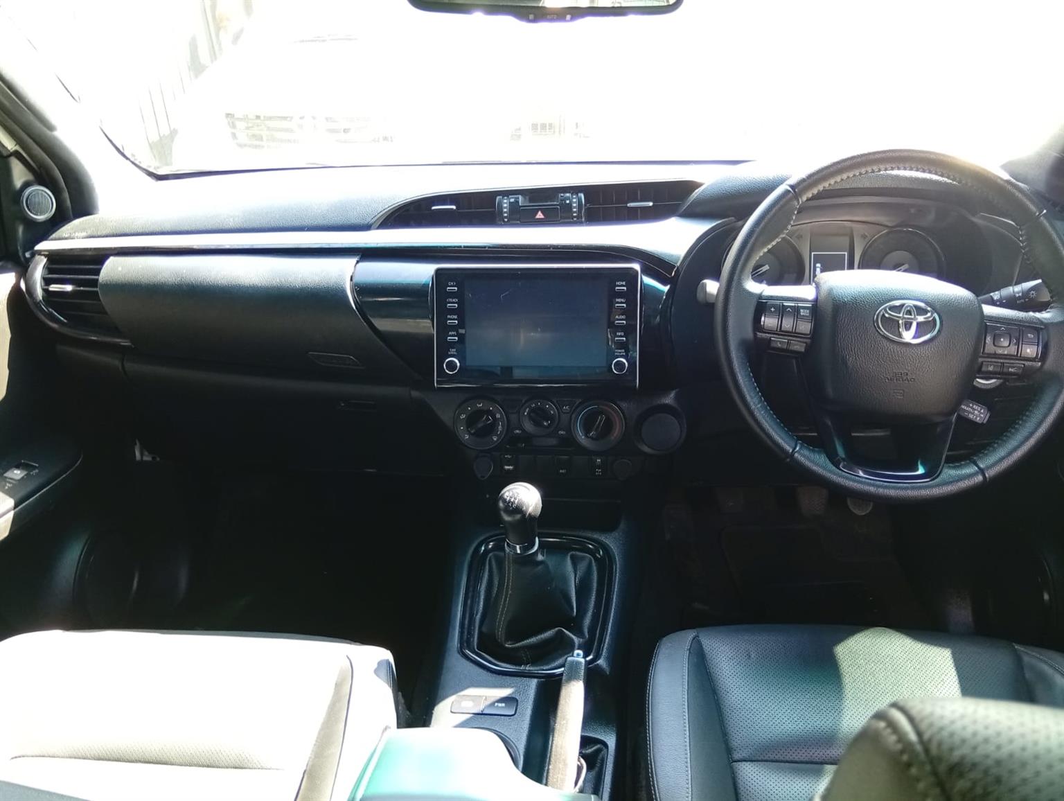 Used 2024 Toyota Hilux 2.4GD-6 Xtra cab Raider manual - Private Seller Used 2024 Toyota Hilux 2.4GD-6 Xtra cab Raider manual - Private Seller