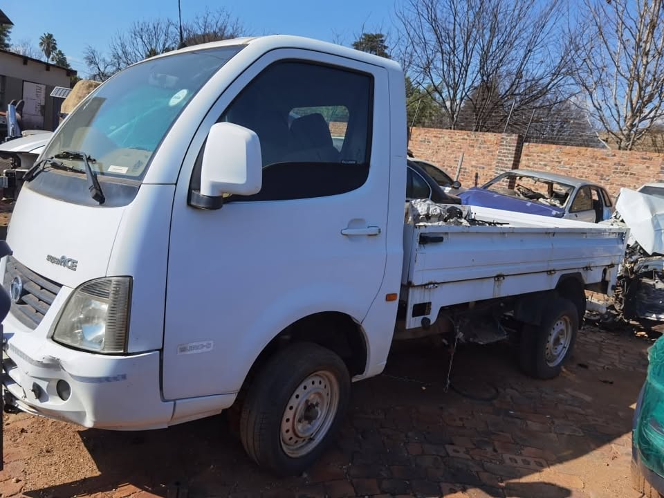 2013 TATA SUPERACE DIESEL 1.4 STRIPPING AS SPARES