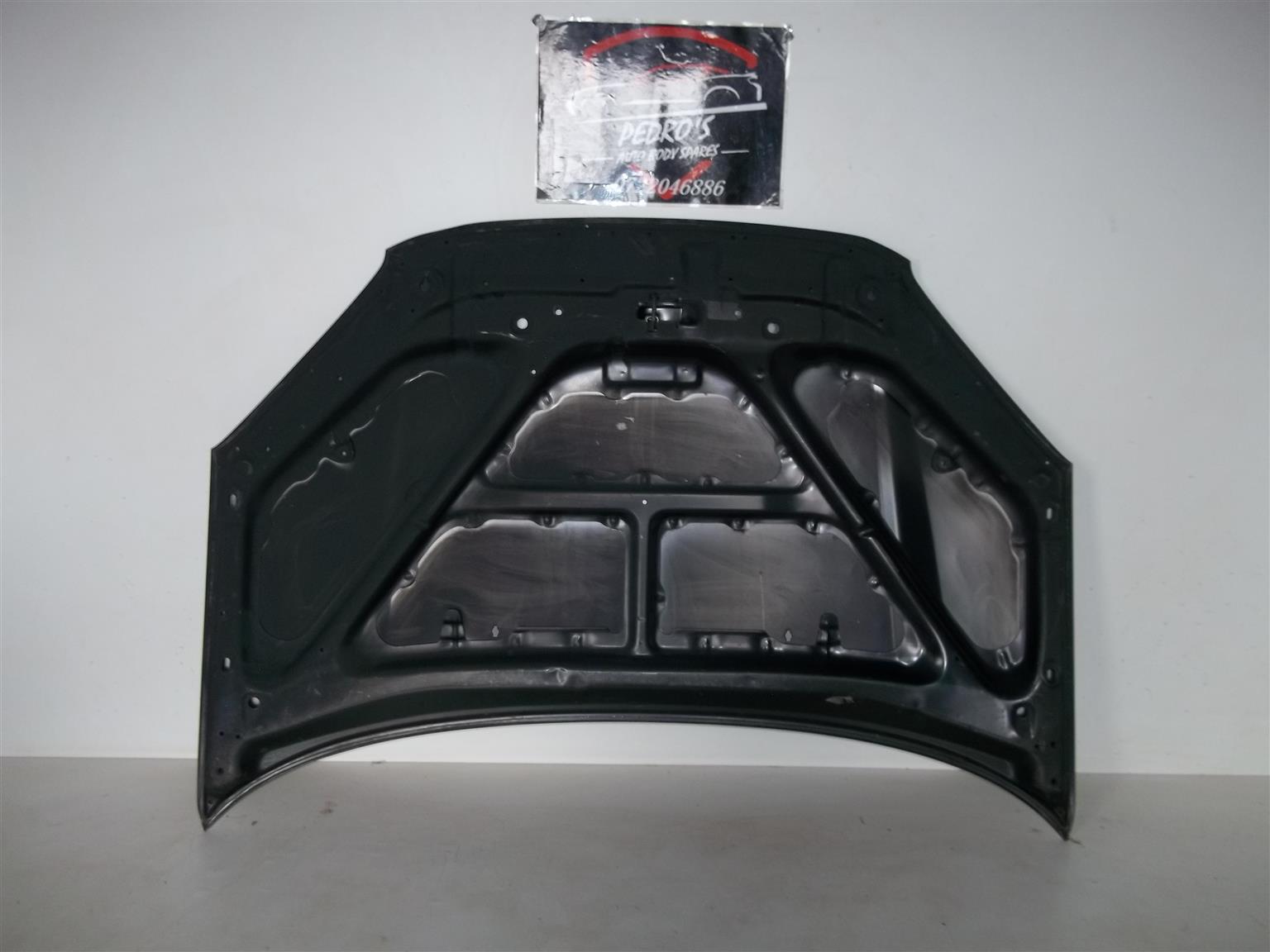 Toyota Rav 4 bonnet - Private Seller Toyota Rav 4 bonnet - Private Seller