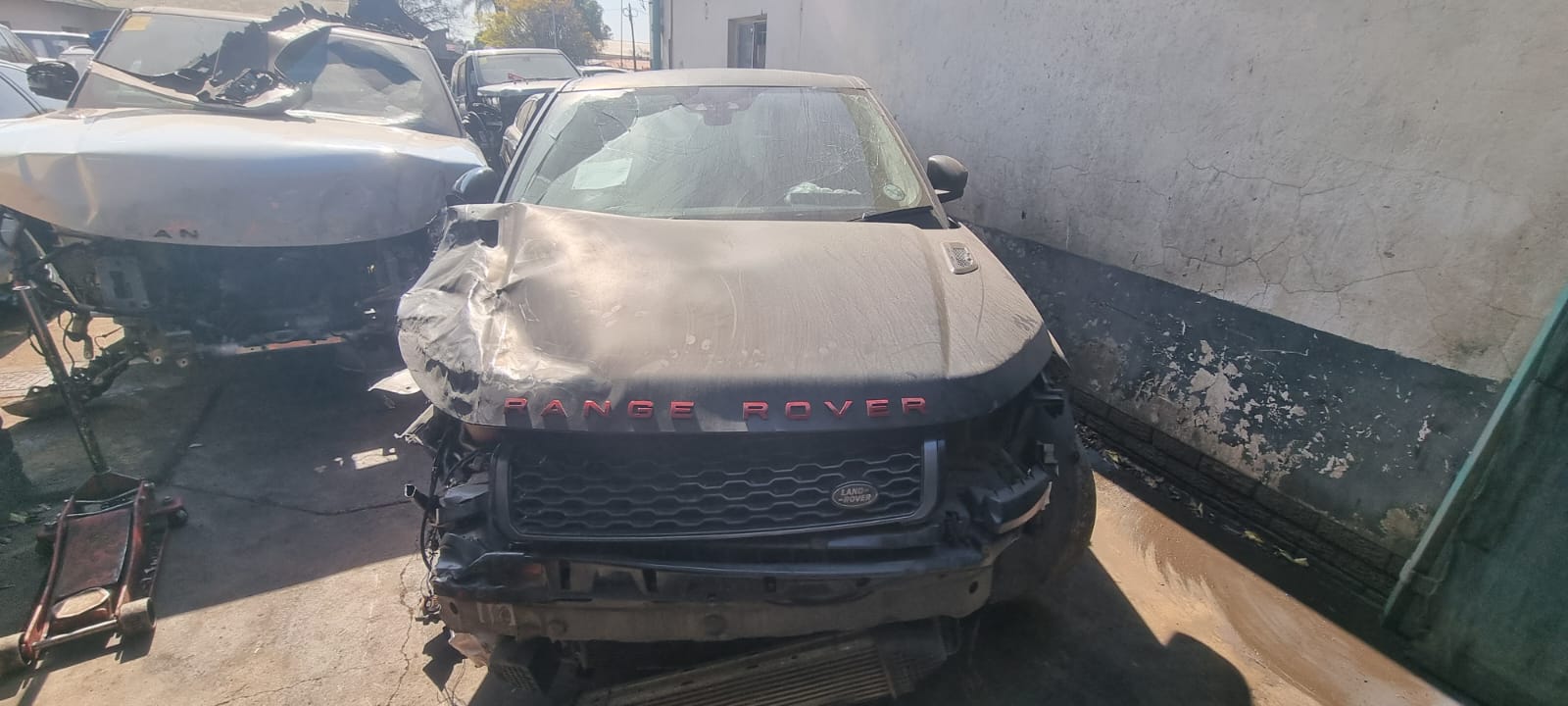 2016 Range Rover Evoque 2.2l SD4 Stripping for Spares