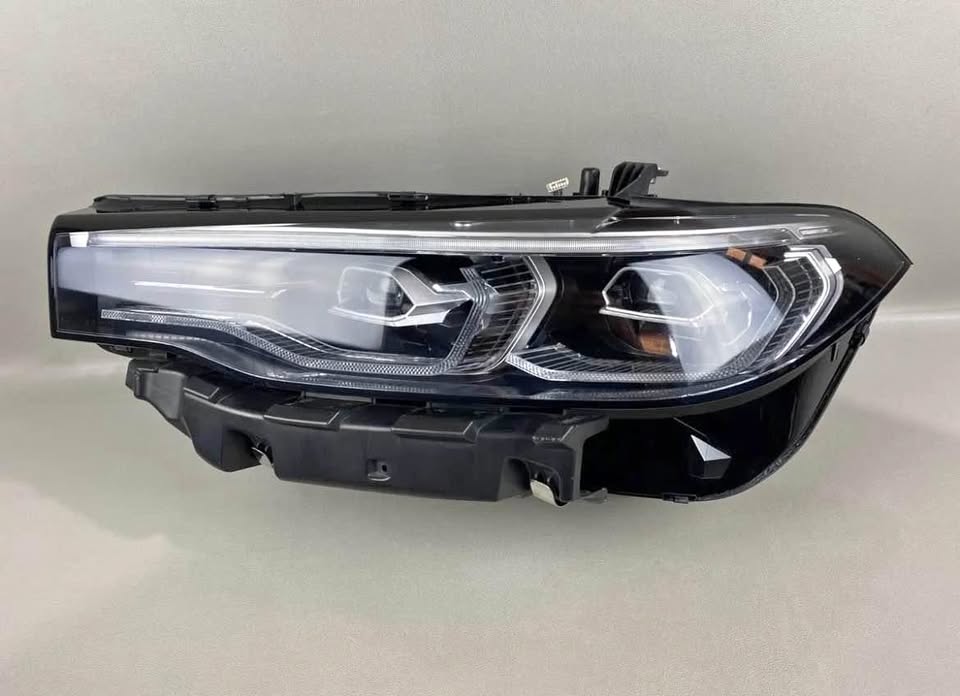 BMW X7 G07 FULL LED HEADLIGHT OEM 19-22 BMW X7 G07 FULL LED HEADLIGHT OEM 19-22