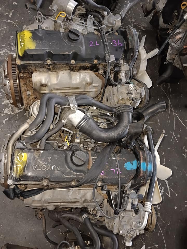 TOYOTA HILUX 2L 2.4L ENGINES FOR SALE - Private Seller