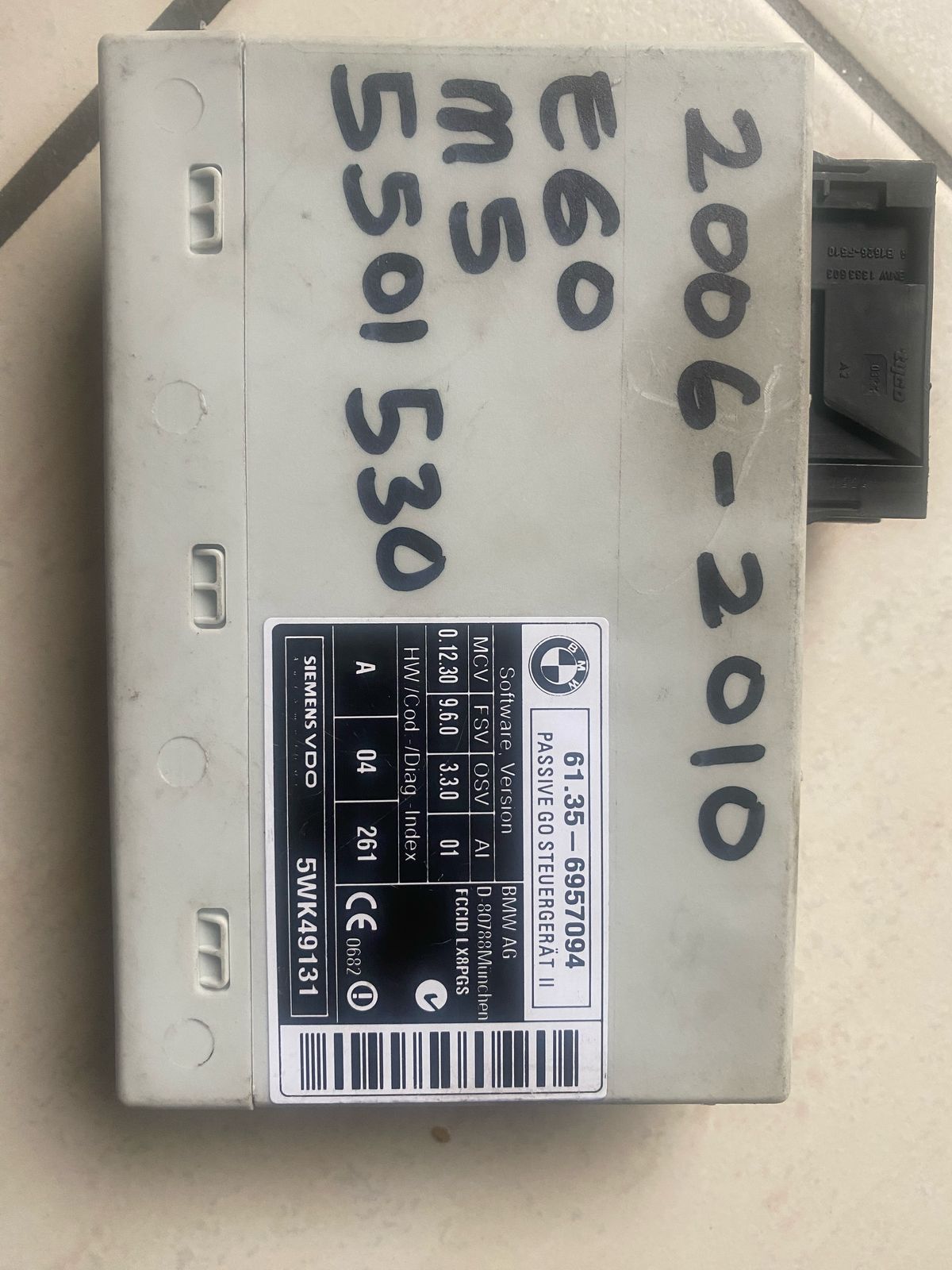 2006-2010 BMW E60 e61 e63 M5 cas transponder box - Private Seller 2006-2010 BMW E60 e61 e63 M5 cas transponder box - Private Seller