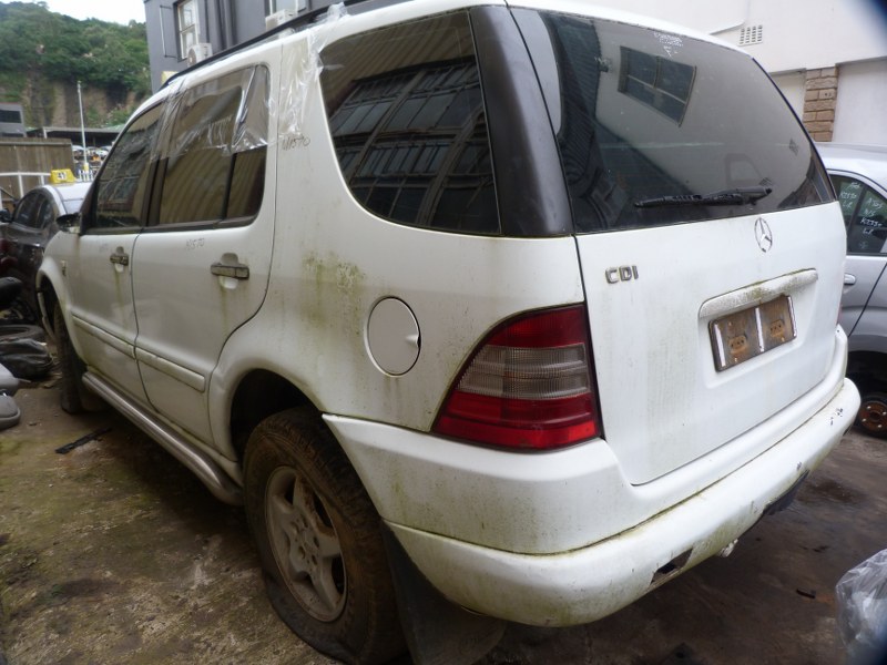Mercedes ML270 CDI W163 AT White - 2001 SPARESBOYZ STRIPPING FOR SPARES - Private Seller Mercedes ML270 CDI W163 AT White - 2001 SPARESBOYZ STRIPPING FOR SPARES - Private Seller