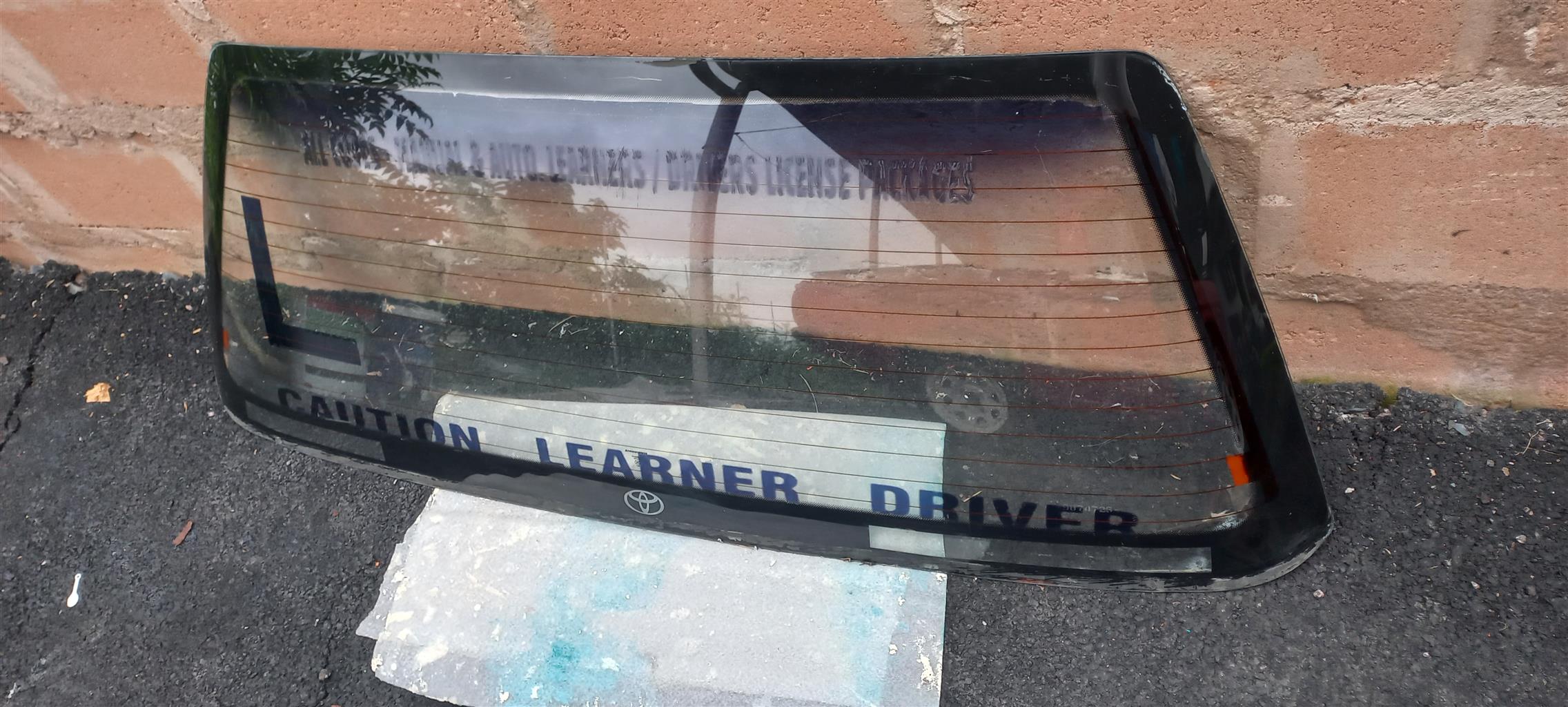 Toyota conquest  rear windscreen for sale in wyebank kzn - Private Seller Toyota conquest  rear windscreen for sale in wyebank kzn - Private Seller
