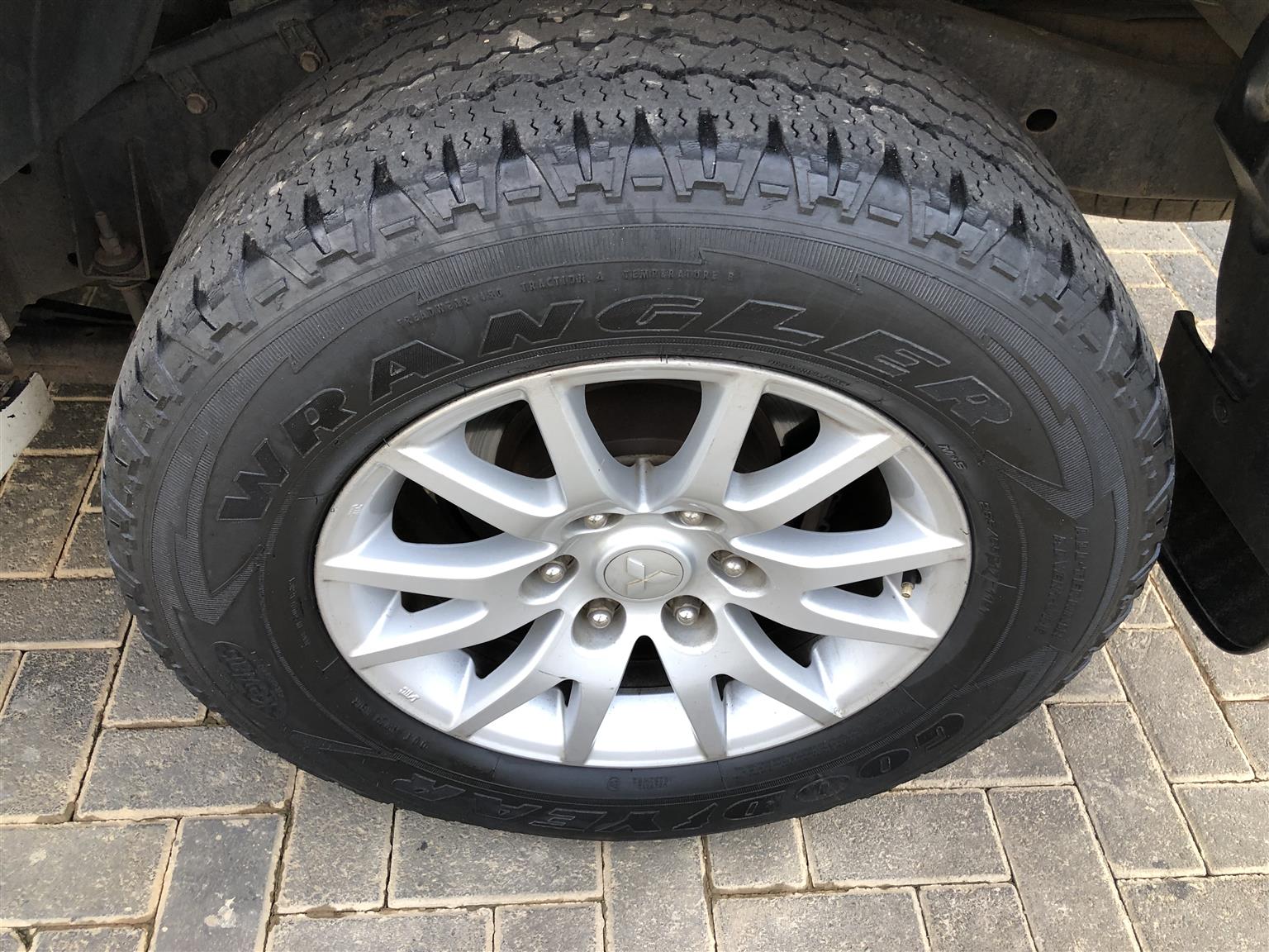 Used 2010 Mitsubishi Pajero Sport 3.2DI-D GLS - Private Seller Used 2010 Mitsubishi Pajero Sport 3.2DI-D GLS - Private Seller