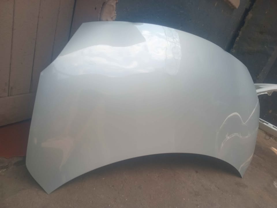 Suzuki swift bonnet - Private Seller Suzuki swift bonnet - Private Seller