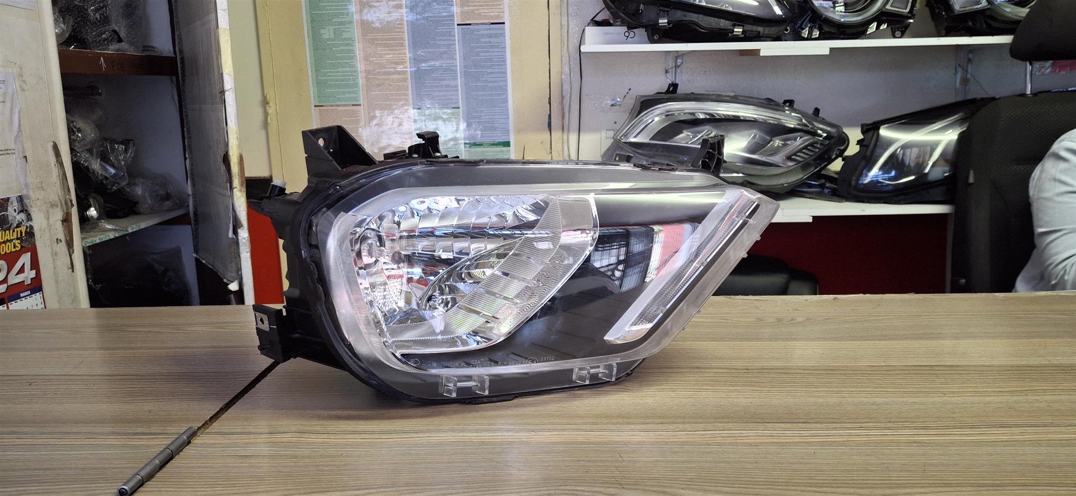 2023 CITROEN C3 HEADLIGHT RIGHTSIDE AVAILABLE FOR SALE - Private Seller 2023 CITROEN C3 HEADLIGHT RIGHTSIDE AVAILABLE FOR SALE - Private Seller
