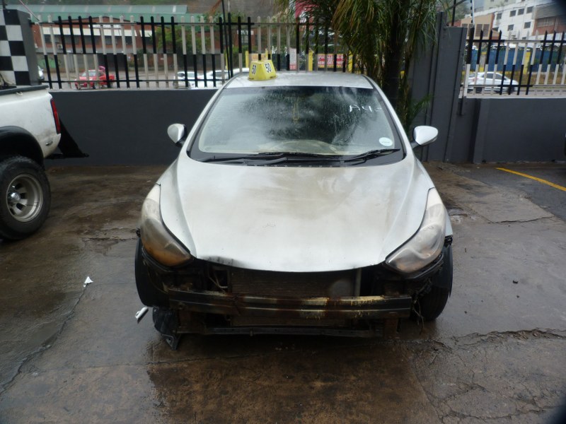 Hyundai Elantra 1.6 Manual - 2013 - Private Seller Hyundai Elantra 1.6 Manual - 2013 - Private Seller