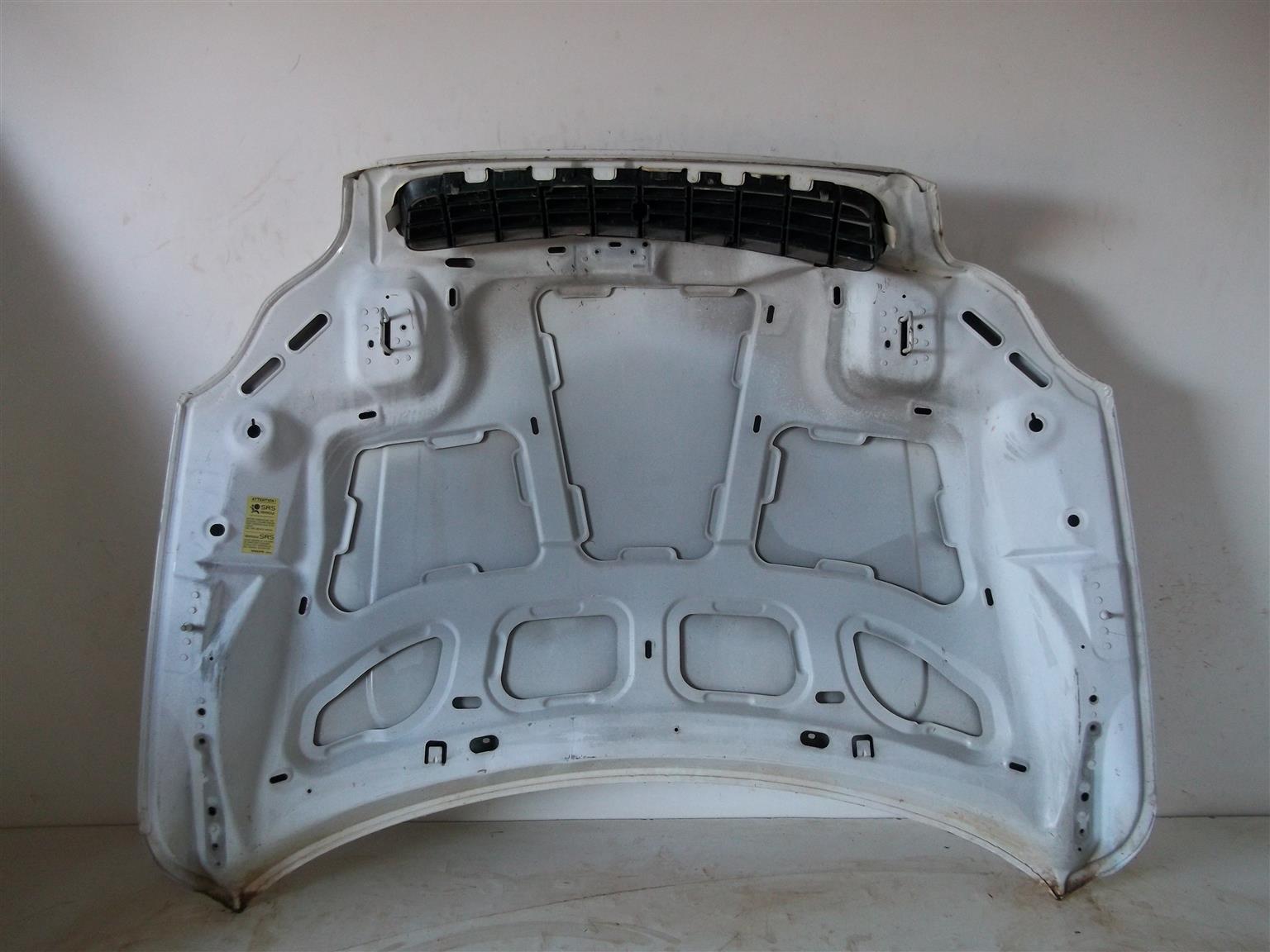 Volvo XC90 '02-'14 bonnet - Private Seller Volvo XC90 '02-'14 bonnet - Private Seller