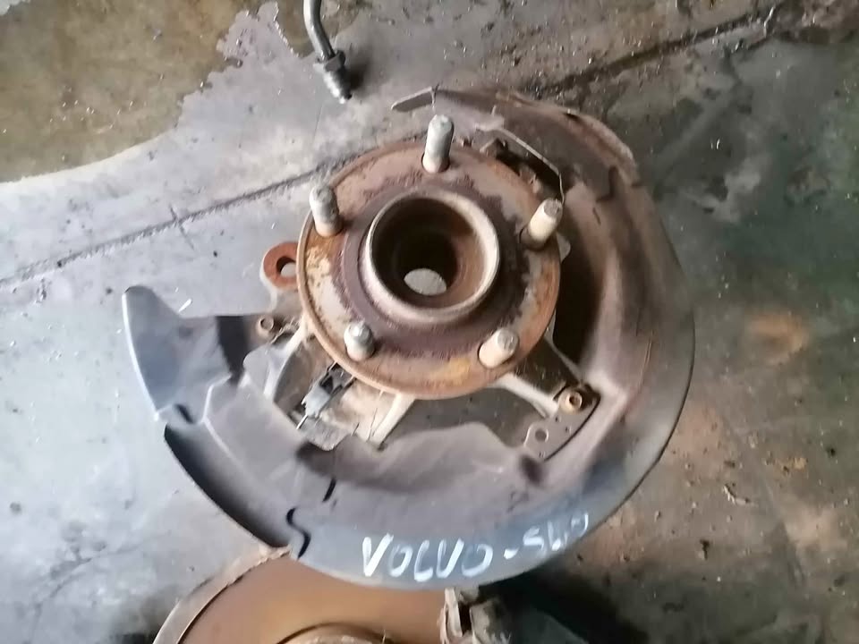 Volvo s40 Stub Axel - Private Seller Volvo s40 Stub Axel - Private Seller