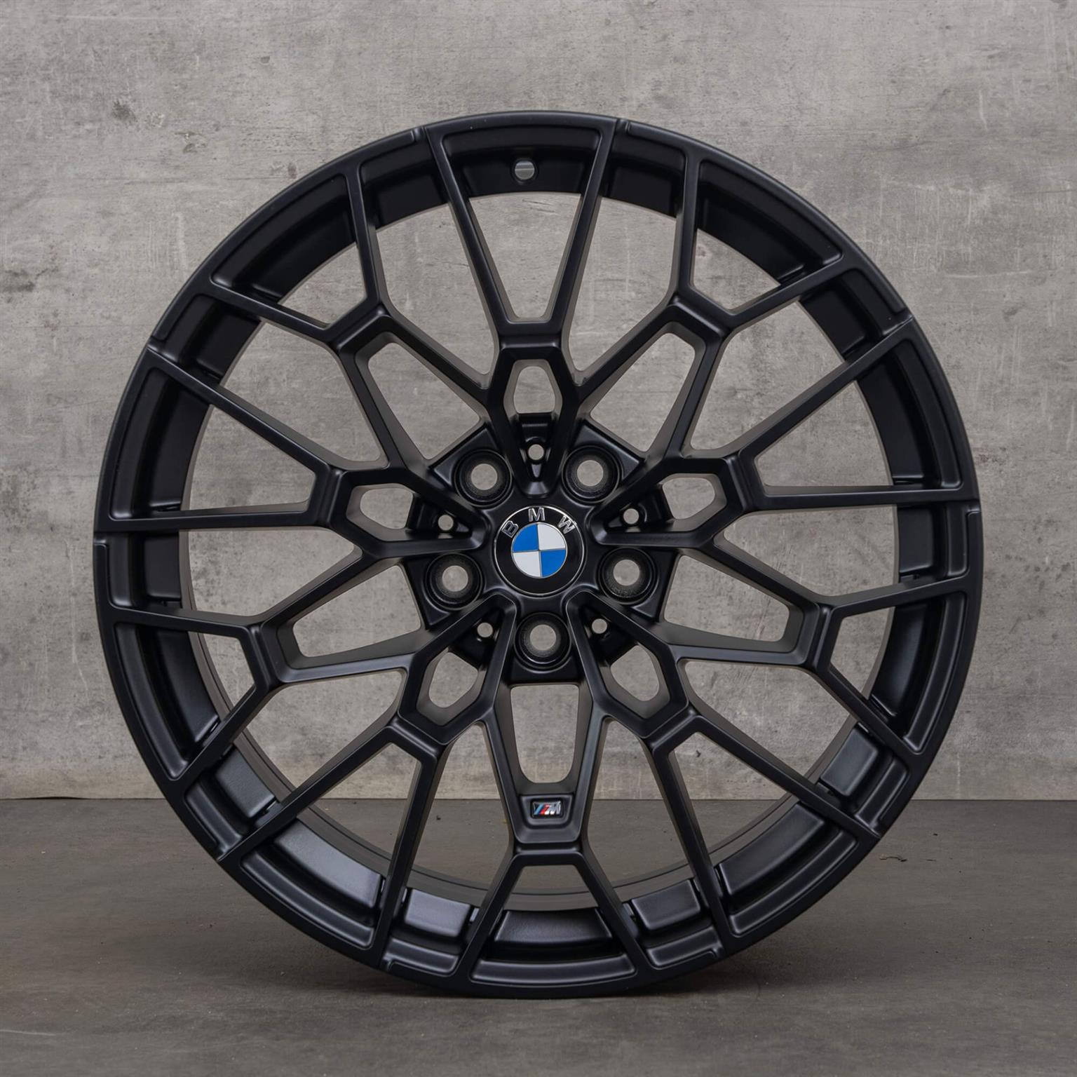 18 inch BMW M Mags For Sale. New. - Private Seller
