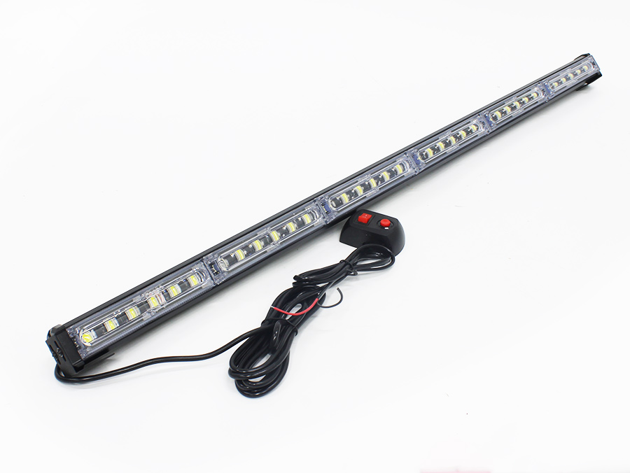 LED Roof Strobe with Switch & Plug – 880x35mm