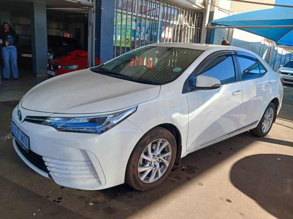 2023 TOYOTA COROLLA PRESTIGE 1.8  Transmission: Automatic  Mileage: 22000km  Fueltype: Petrol  White