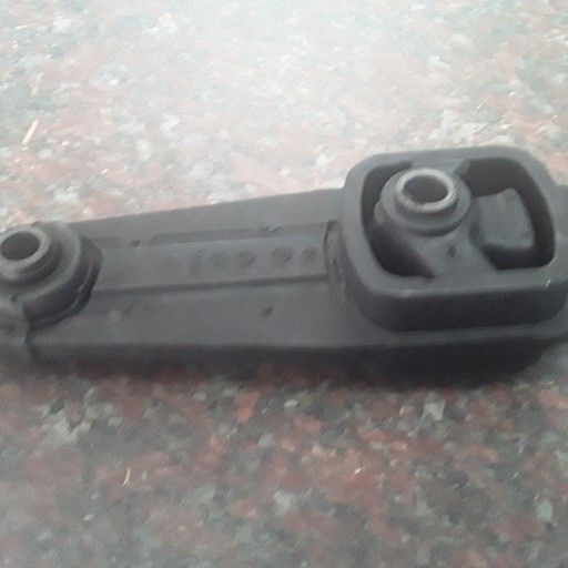 Engine mountains for Renault Clio on special now - Private Seller Engine mountains for Renault Clio on special now - Private Seller
