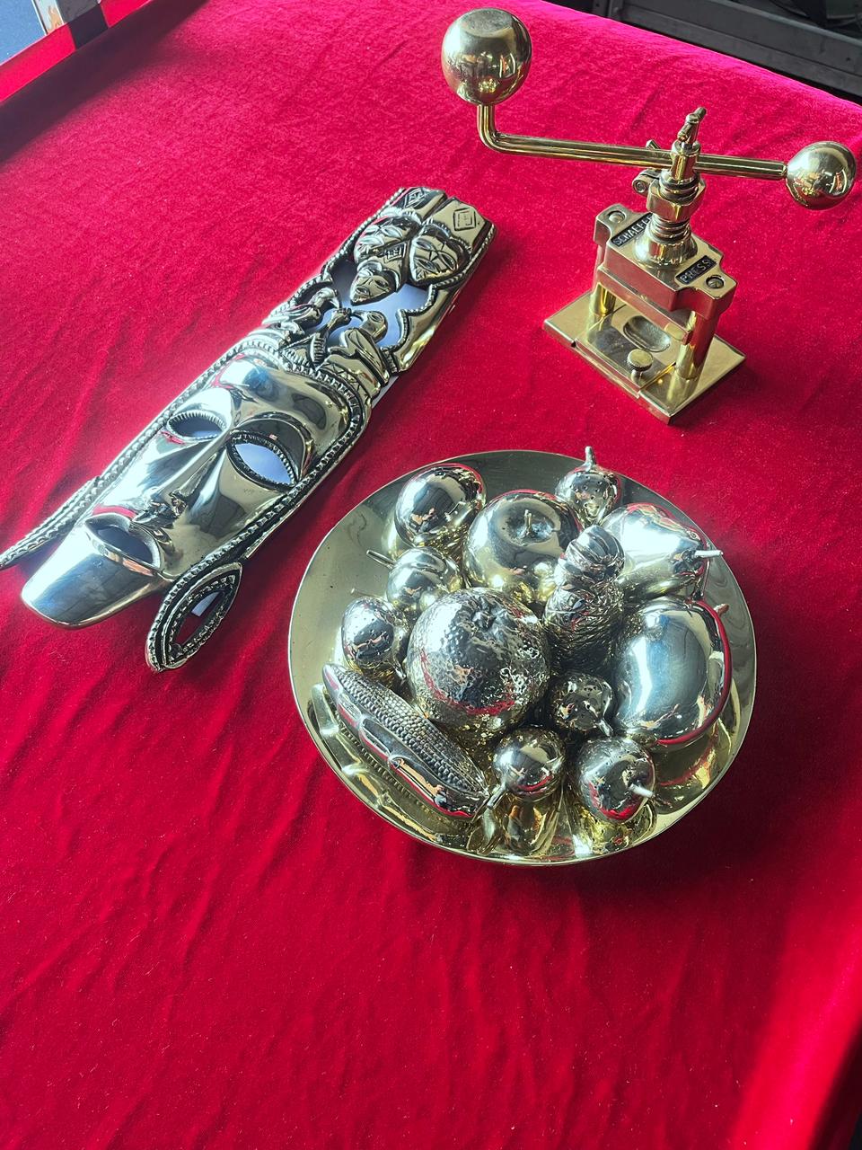 Brass fruit bowl