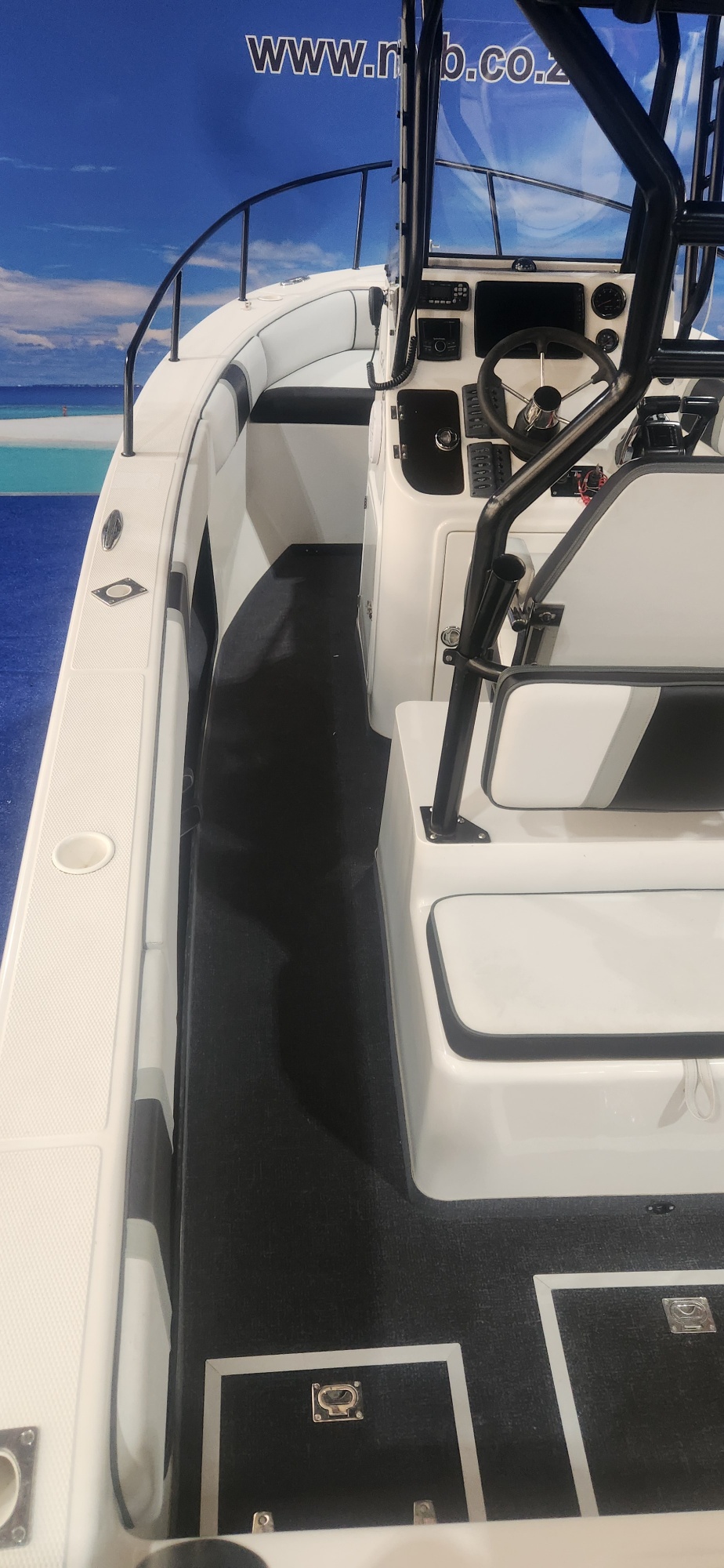 CITATION 600 CC ON TRAILER 2 X 100 HP SUZUKI 4 STROKES 2019 MODEL 60 HOURS
