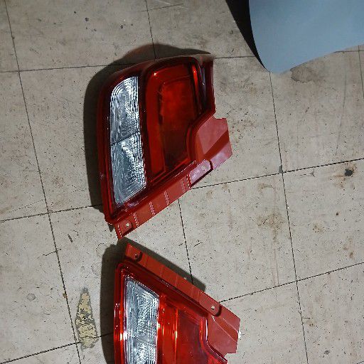 Suzuki dzire taillight - Private Seller Suzuki dzire taillight - Private Seller