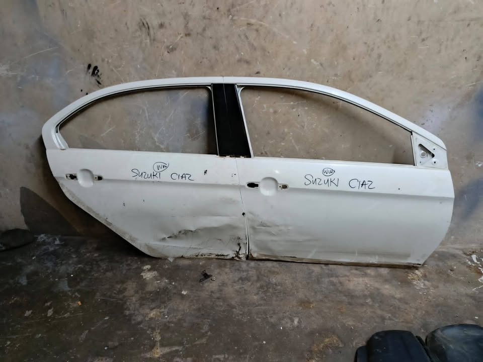 Suzuki ciaz right front and back door - Private Seller Suzuki ciaz right front and back door - Private Seller