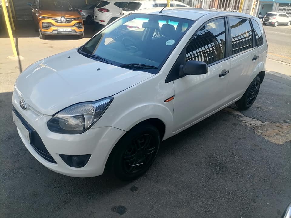 2012 Ford Figo 1.4 Hatchback