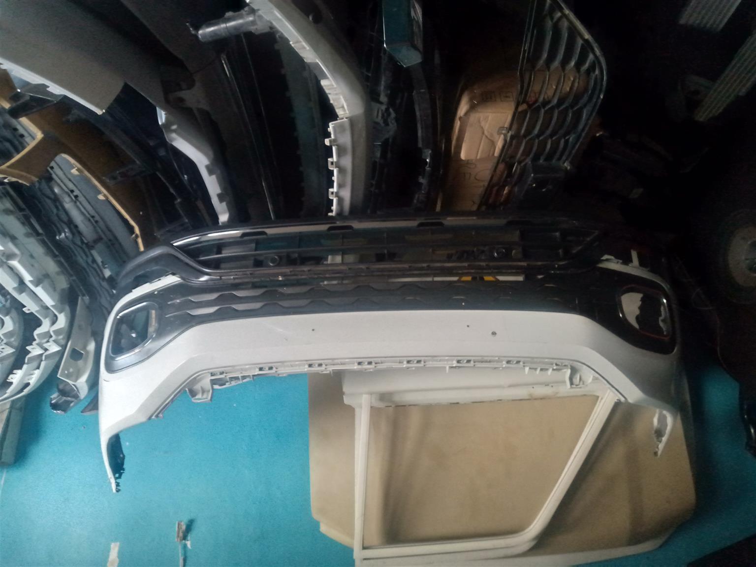 RLine VW T Cross Original Bumper And Grill For Sale WhatsAp Kato Auto Spare - Private Seller
