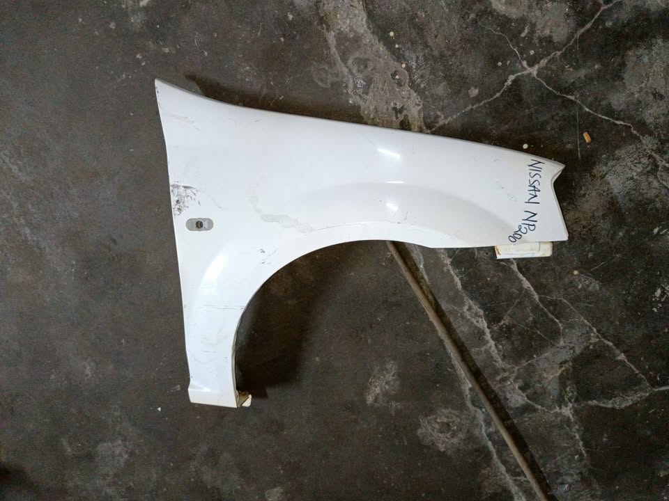 Nissan Np200 right fender - Private Seller