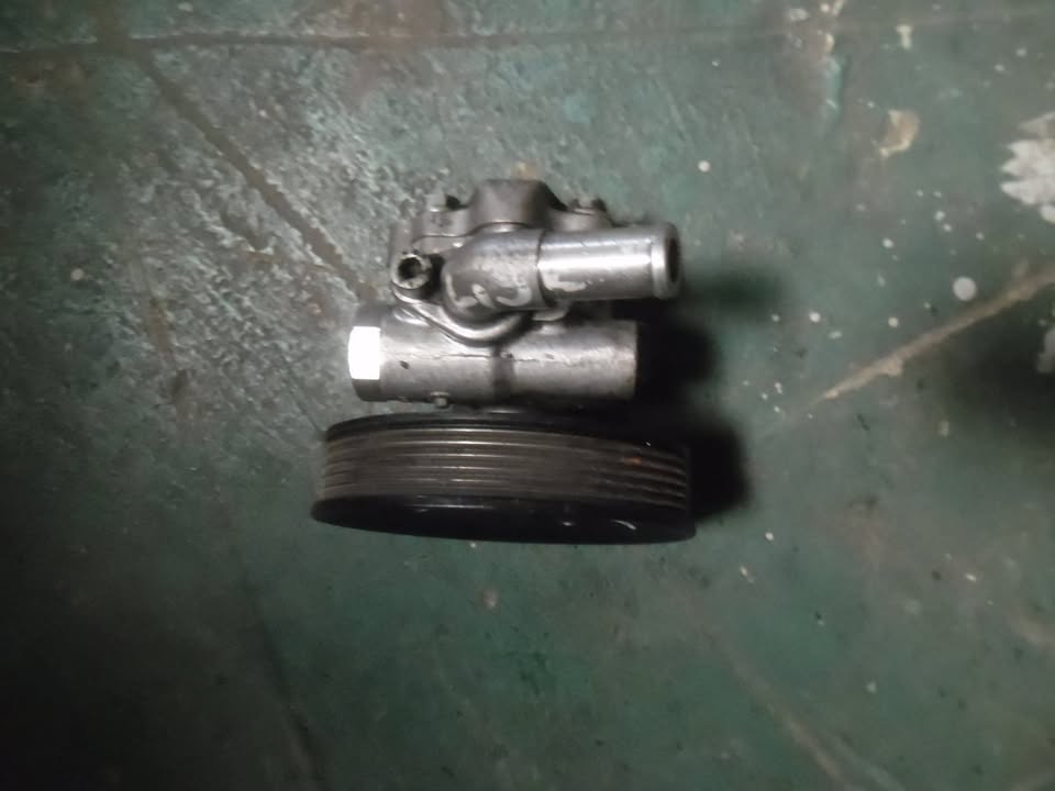 Ford Figp (diesel) powersteering pump for sale - Private Seller Ford Figp (diesel) powersteering pump for sale - Private Seller