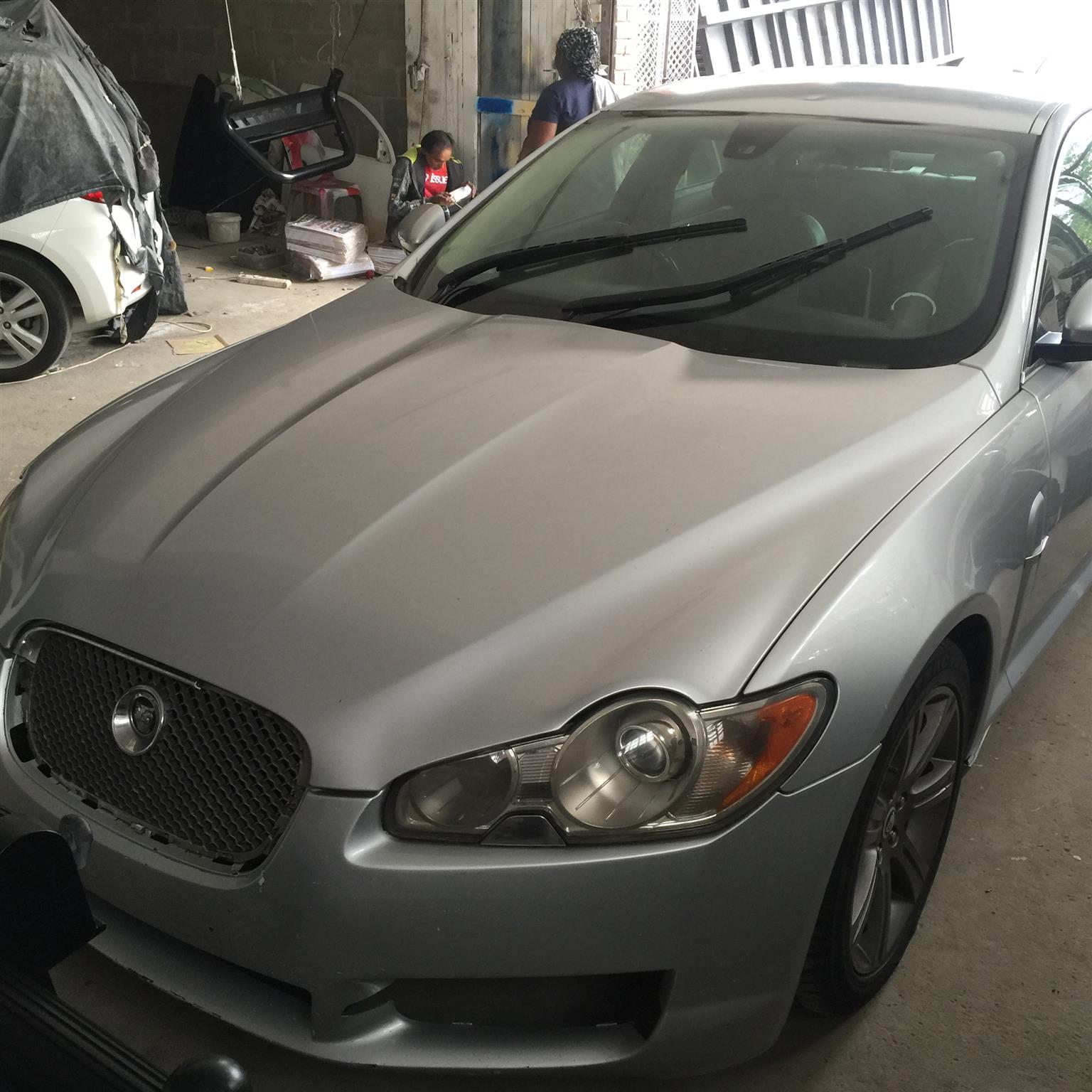 JAGUAR XF FACELIFT AND PREFACELIFT FRONT BUMPER - Private Seller