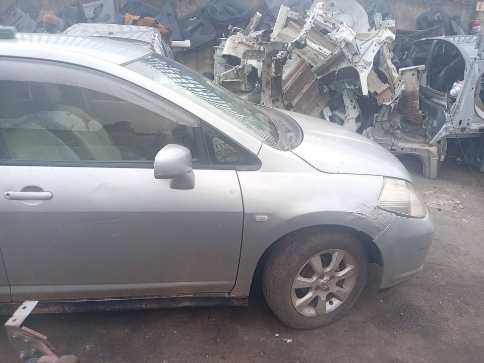 Nissan Tiida 2005 - 2010 model stripping for spares